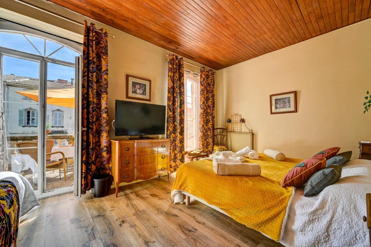 Hotel Des Artistes Тараскон Екстериор снимка