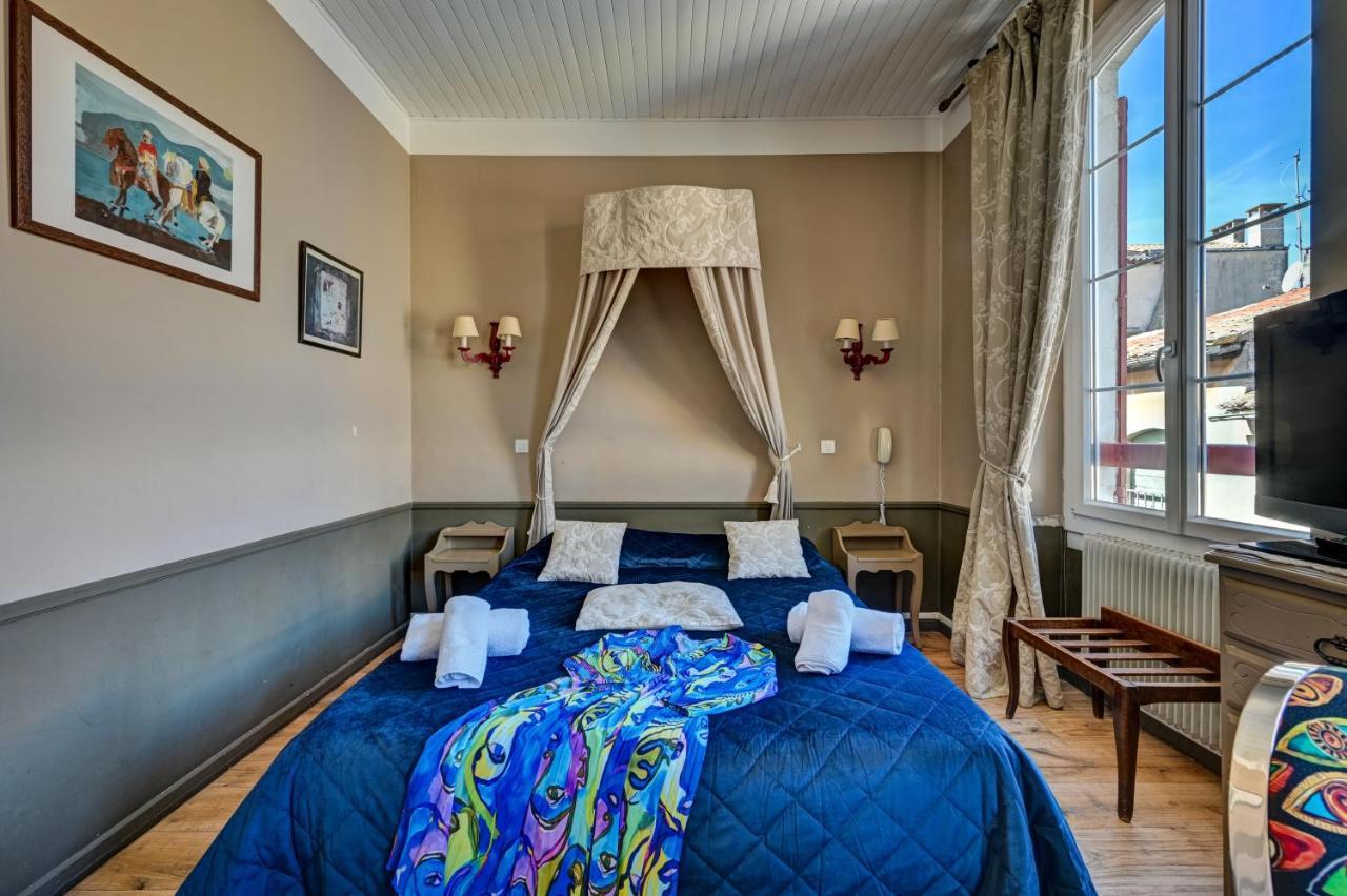 Hotel Des Artistes Тараскон Екстериор снимка