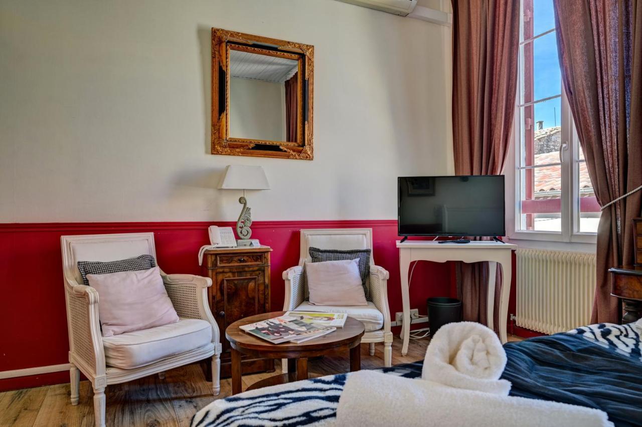 Hotel Des Artistes Тараскон Екстериор снимка