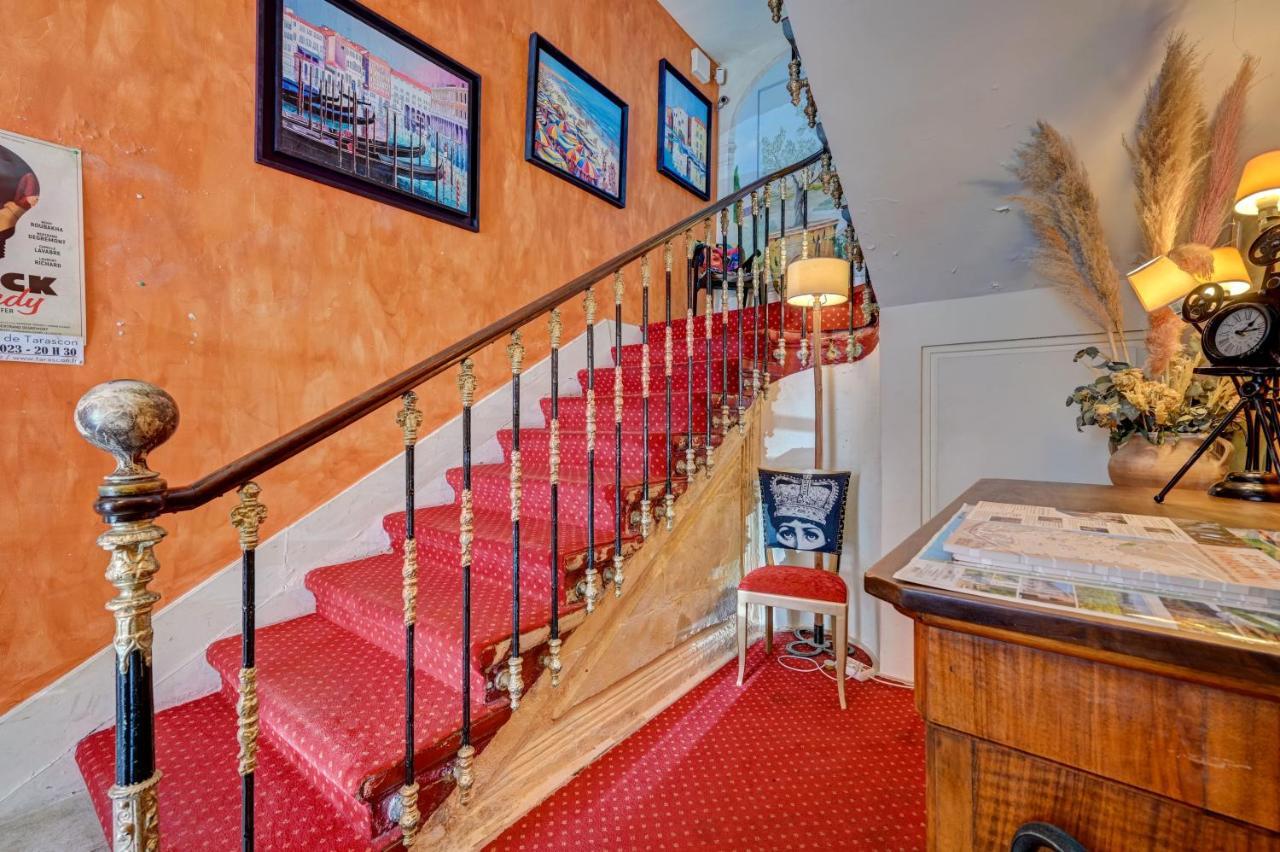 Hotel Des Artistes Тараскон Екстериор снимка