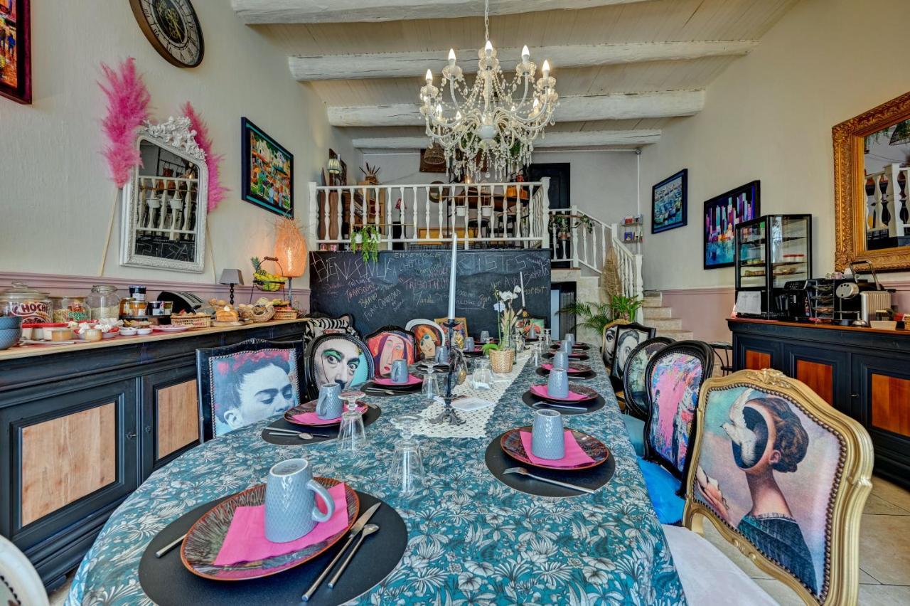 Hotel Des Artistes Тараскон Екстериор снимка