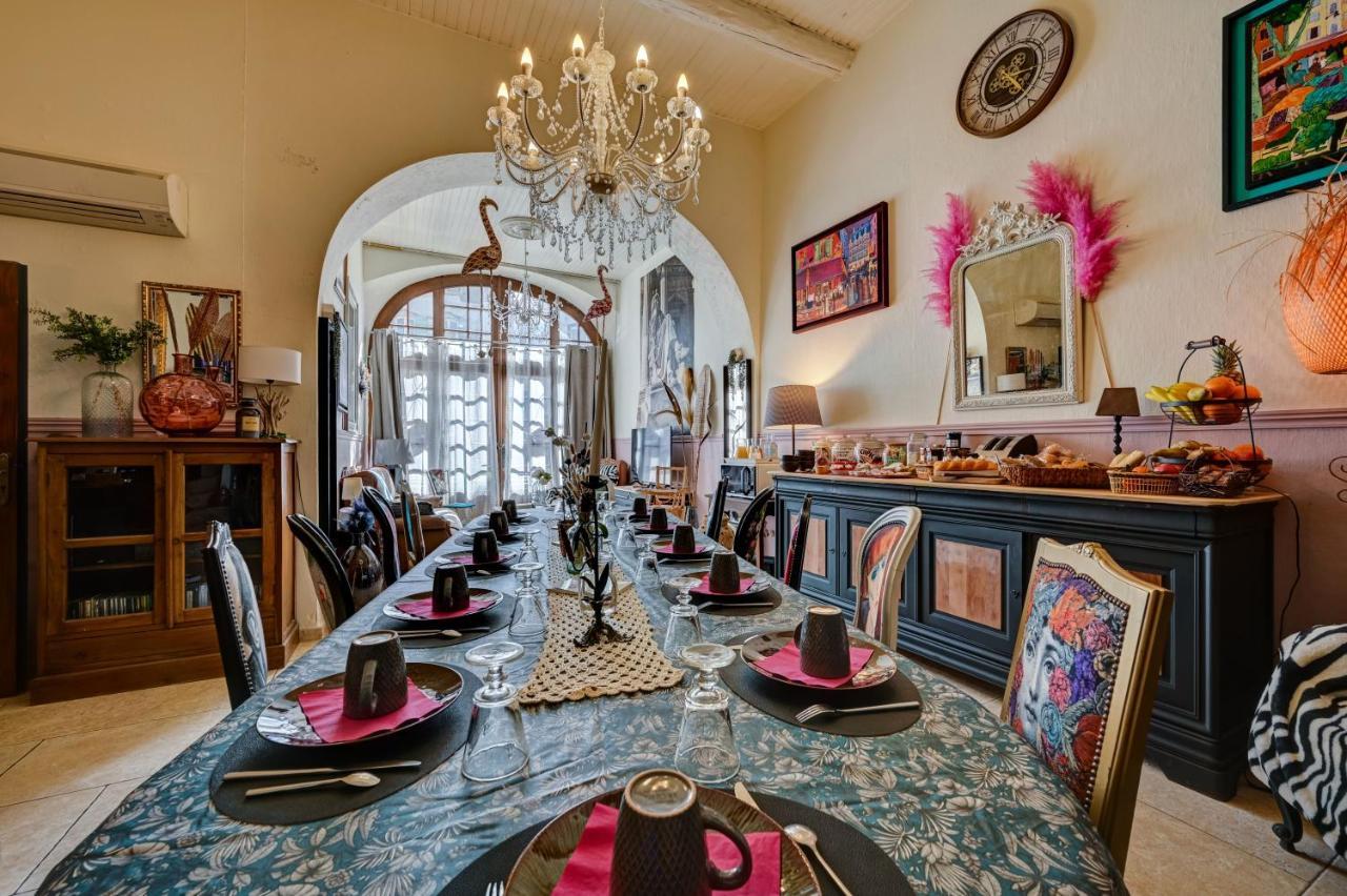 Hotel Des Artistes Тараскон Екстериор снимка